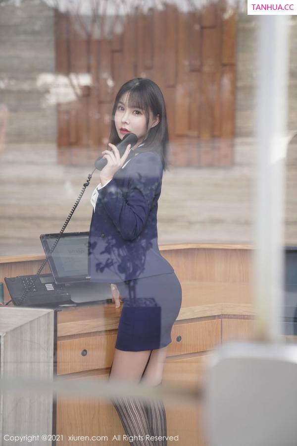晓鱼酱  [XiuRen]高清写真图 2021.03.19 VOL.3221 晓鱼酱第24张图片